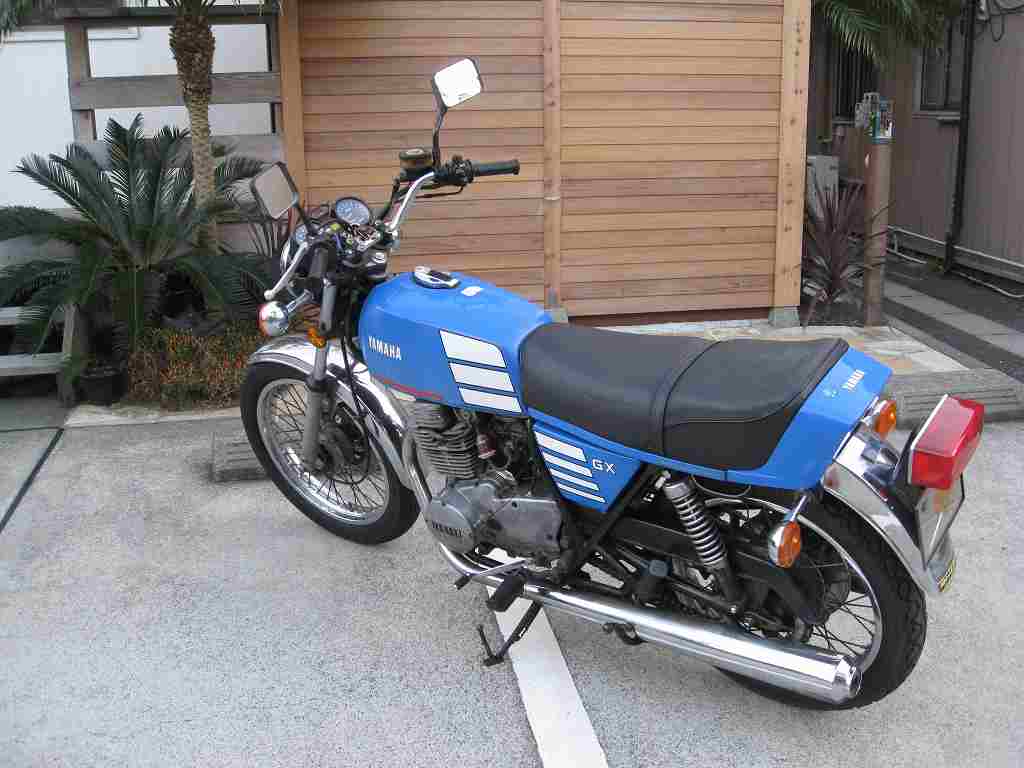希少 gx250.gx400 角タンク uhi.go.ug